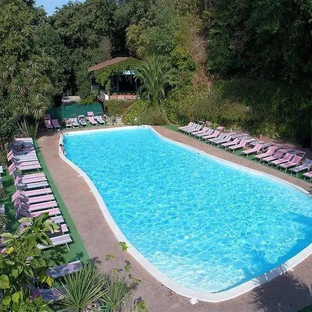 Camping Seven Hills Village